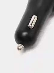 Черный автомобильное зарядное устройство USB с удлинителем 1,6 м, с дополнительными разъемами