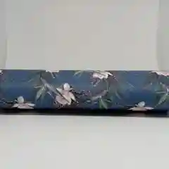 Синий футляр для очков