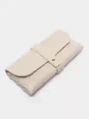 Белый футляр для очков