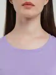 Лавандовый футболка женская