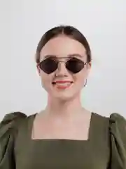 Черный солнцезащитные очки, в форме ромба