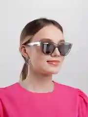 Прозрачный женские солнцезащитные очки, форма "Бабочка", литые носоупоры