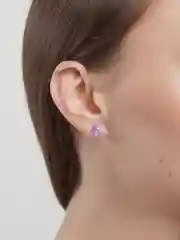 Сиреневый серьги-гвоздики с крупным камнем Swarovski