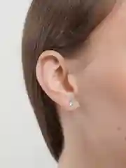 Серебряный серьги-гвоздики Swarovski Xuping