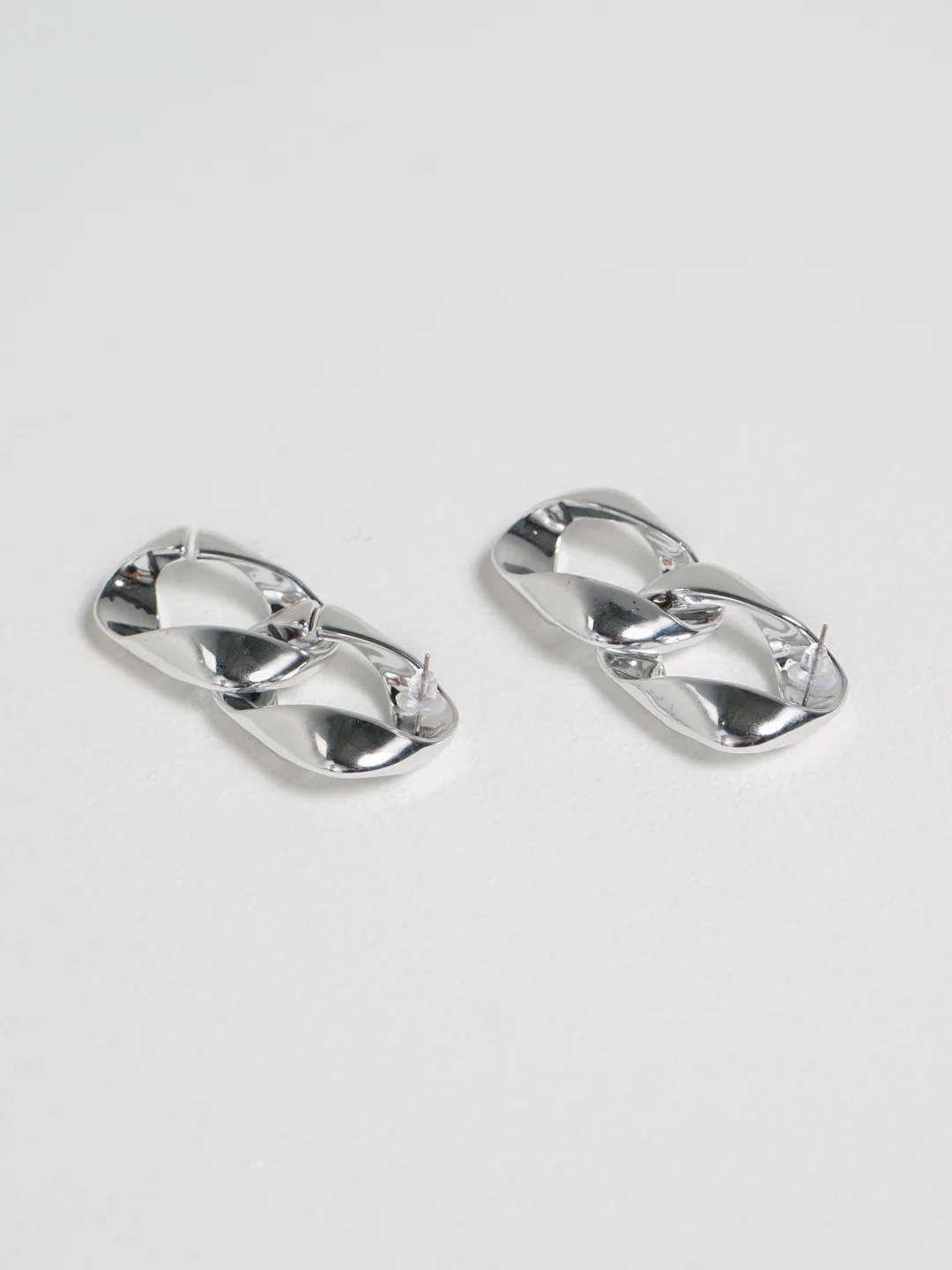 Серый серьги женские, "Индиго", с мятым эффектом, сережки гвоздики