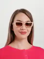 Карамельный солнцезащитные очки с вставками "V" по бокам