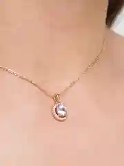 Золотой цепочка с подвеской