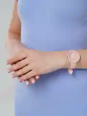Розовый часы с силиконовом ремешком