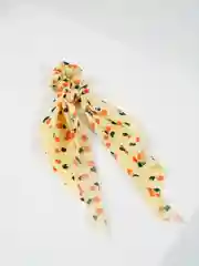 Желтый резинка для волос