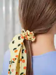 Желтый резинка для волос