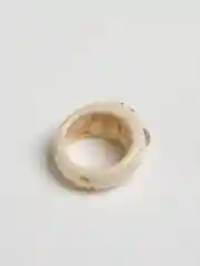 Аметистовый кольца из эпоксидной смолы с камнем