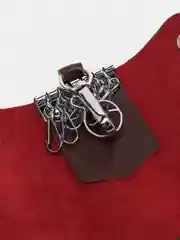 Коричневый ключница
