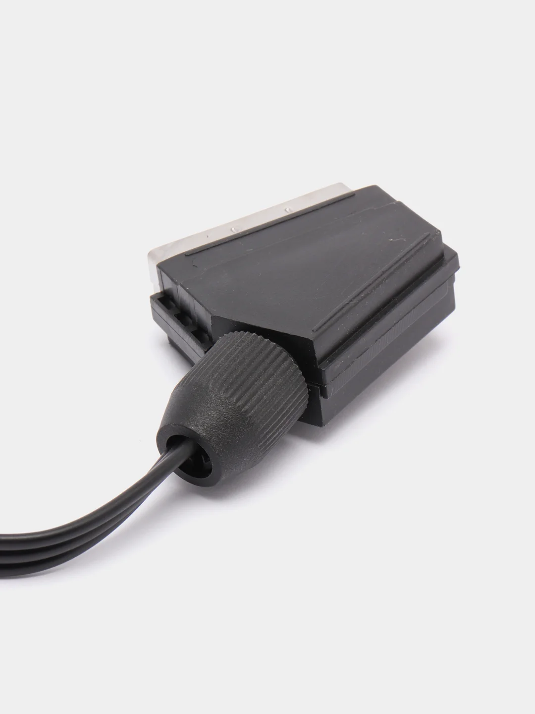 Черный шнур 3RCA-SCART, 1.2 м