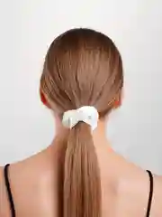 Белый резинка для волос, атласная