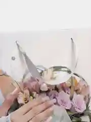 Белый пакет подарочный свадебный