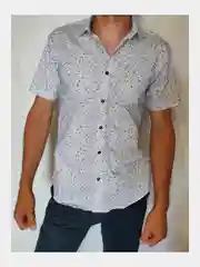 Мужская рубашка