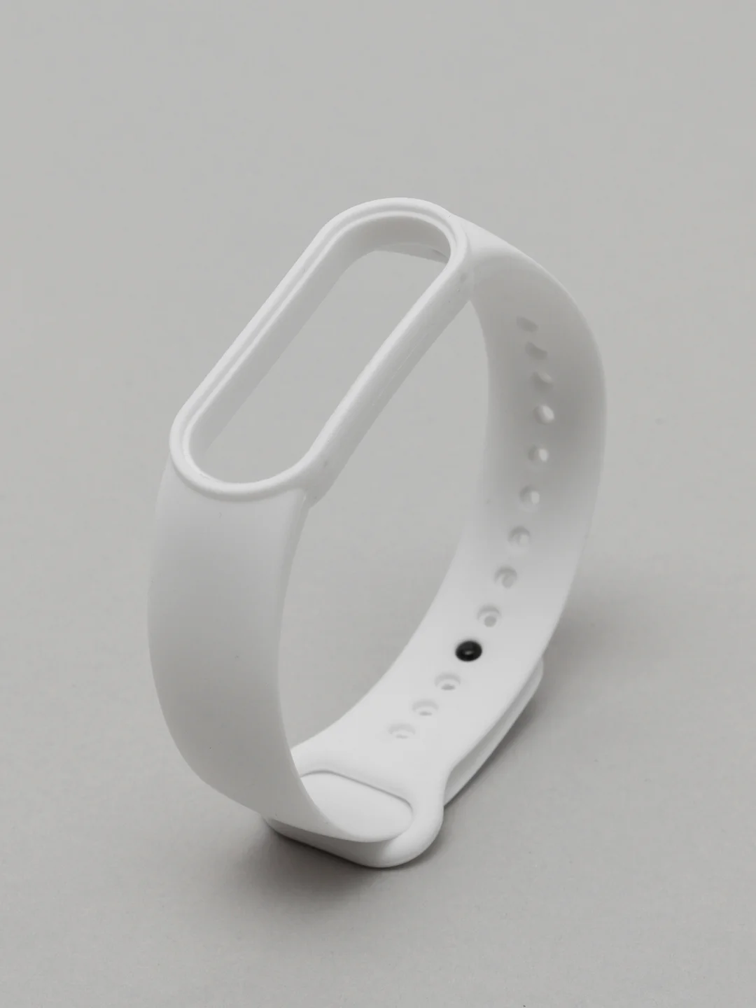 Белый ремешок для Xiaomi Mi Band 5 / Mi Band 6 Mijobs силиконовый ми бэнд