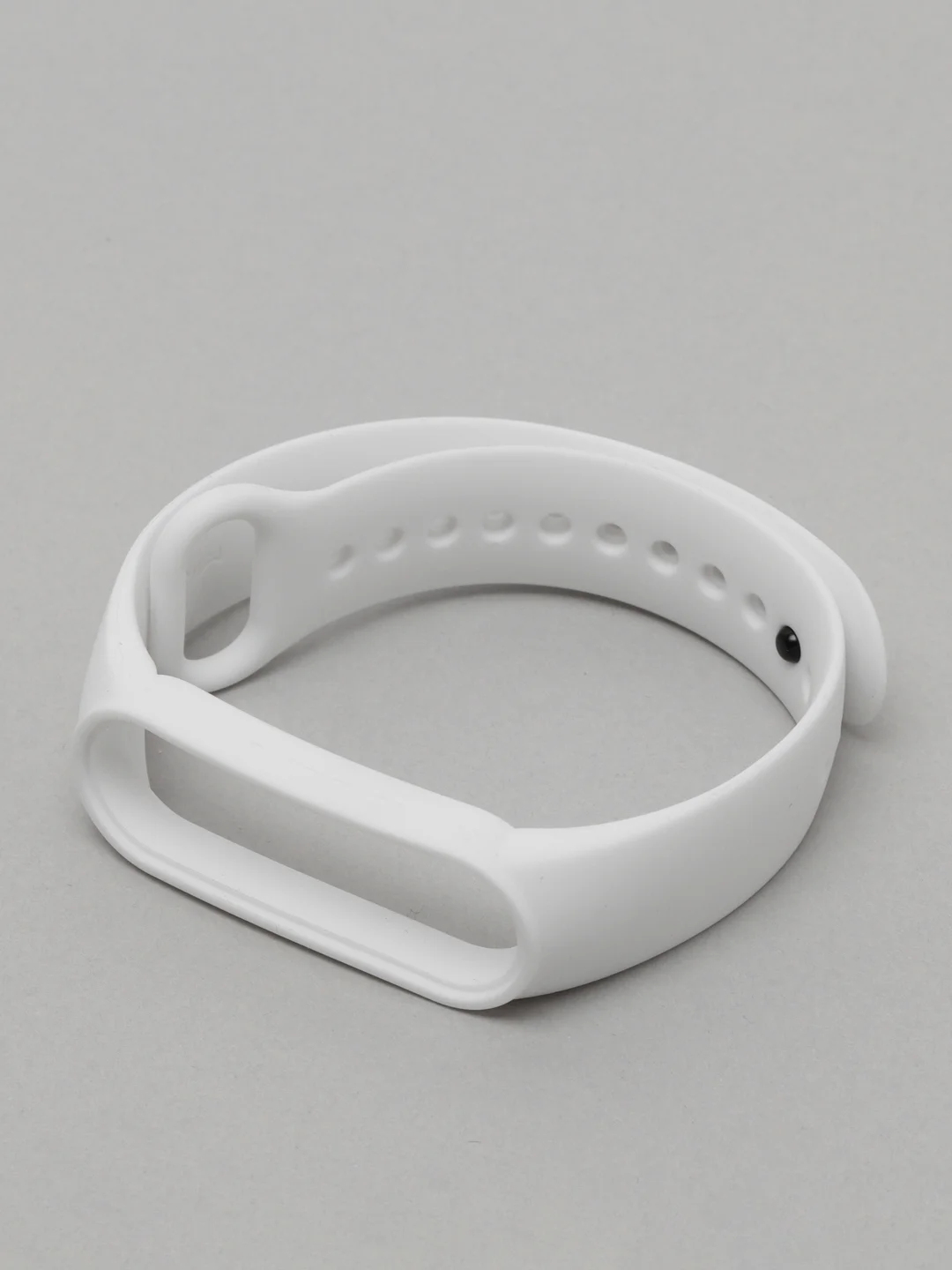 Белый ремешок для Xiaomi Mi Band 5 / Mi Band 6 Mijobs силиконовый ми бэнд