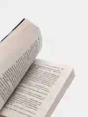 Тайна семи циферблатов, Агата Кристи