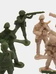 Угольный набор солдатиков и военной техники