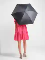 Голубой карманный зонт в капсуле/ футляре