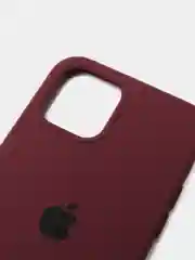 Багровый чехол Silicone Case для iPhone 12/12 Pro