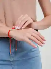 Серебряный браслет "Красная нить"