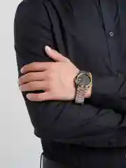 Черный кварцевые мужские часы наручные