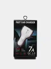 Белый автомобильное зарядное устройство 2 USB и Type C