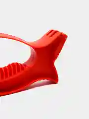 Красный точилка для ножей и ножниц