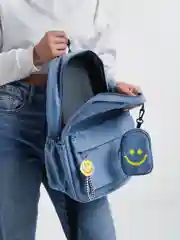 Синий рюкзак школьный