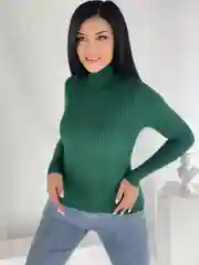 Зеленый водолазка базовая с горлом, вязаная