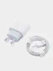 Зарядное устройство для iPhone, блок Type-C, PD, 20W, Lightning в комплекте