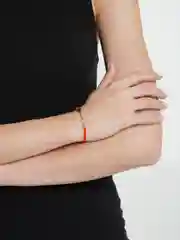 Серебряный браслет "Красная нить"
