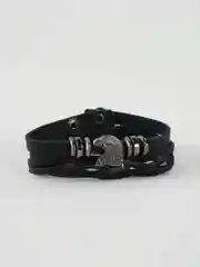 Черный браслет