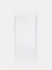 Алый чехол на iPhone 4