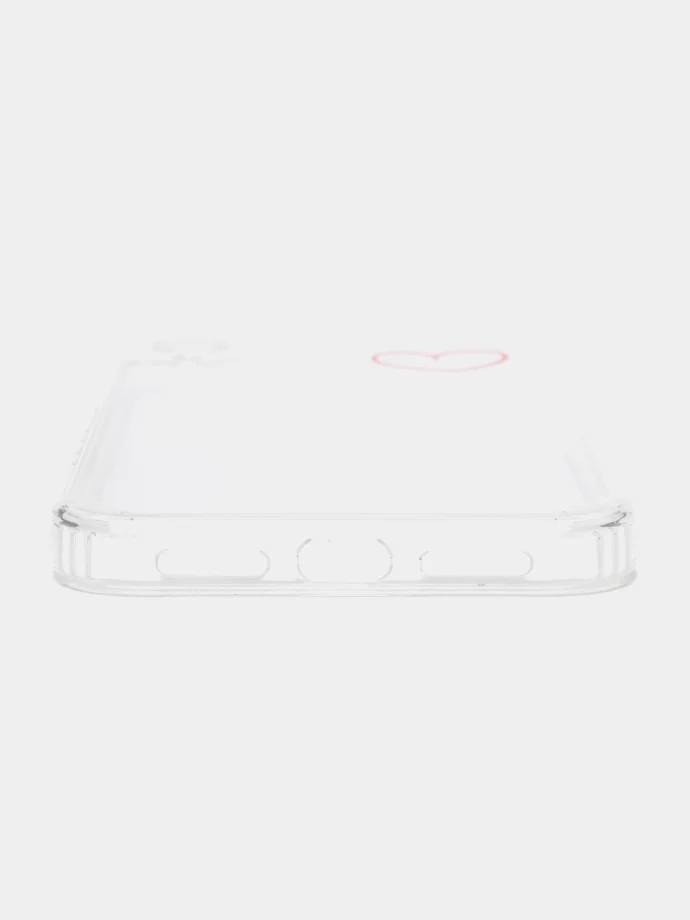 Алый чехол на iPhone 4