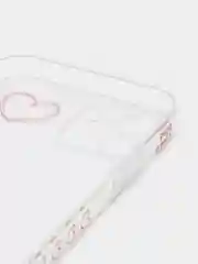 Алый чехол на iPhone 4