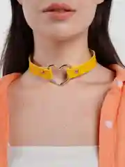 Желтый чокер в форме сердца - AOWA!