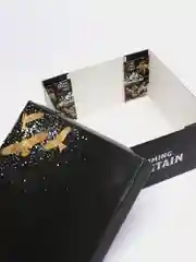 Черный коробка складная "Брутальность", плотный картон