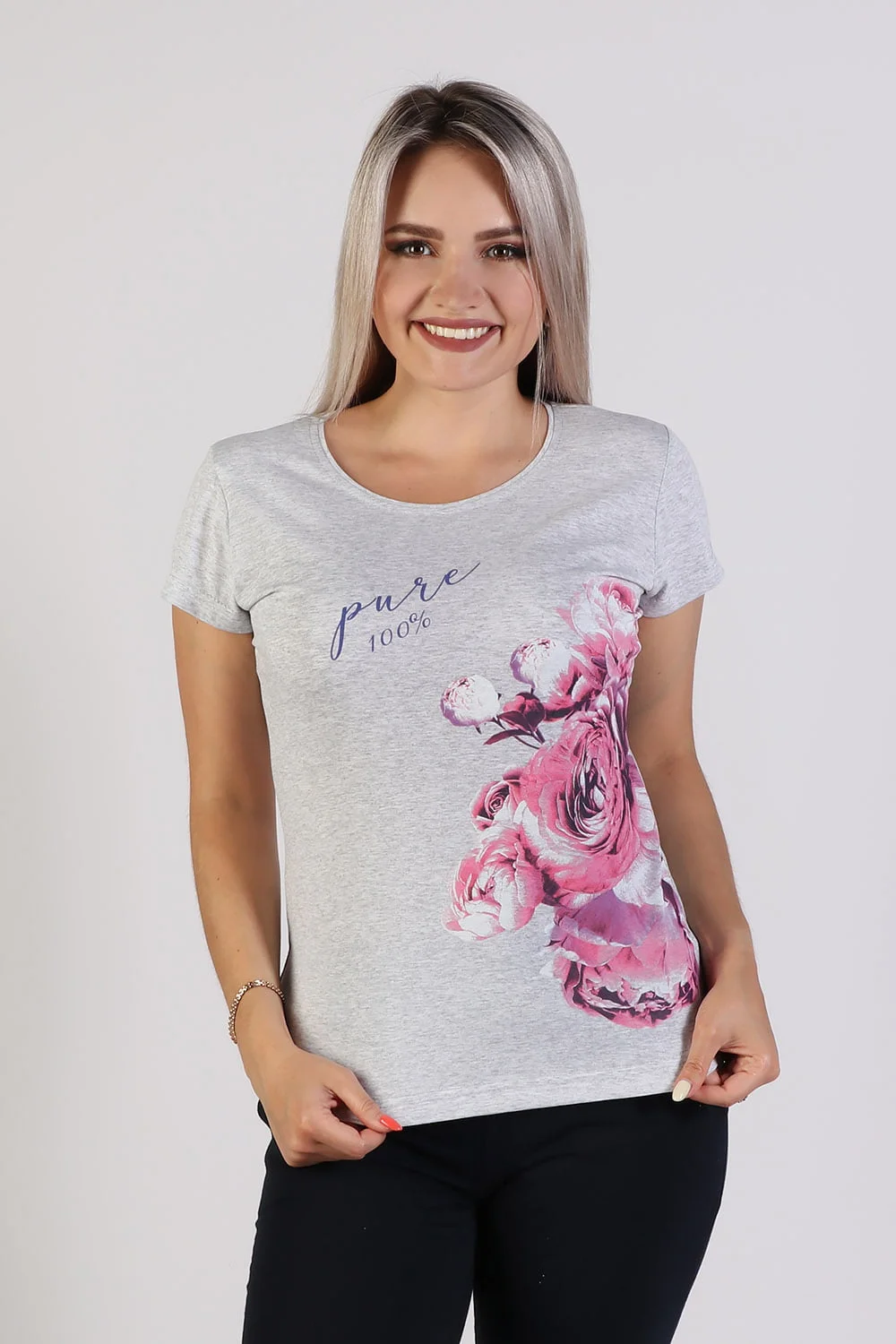 Женская футболка "Pink", с принтом, 100% хлопок. На девушку