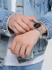 Белый часы наручные