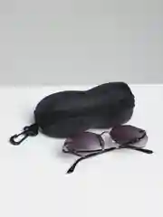 Черный солнцезащитные очки