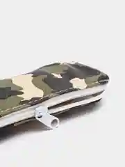 Черный пенал школьный  мягкий на молнии узкий