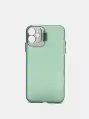Зеленый чехол для iPhone 11 пластиковый матовый ультратонкий  с защитой камеры