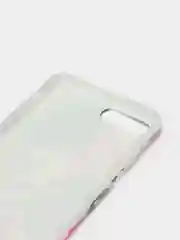 Розовый чехол для IPhone