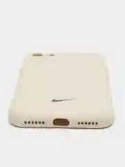 Белый чехол силиконовый на iPhone 13, 12, 11, XR, 7, 8, SE, 8+, 7+, 6s, 6, Pro, Max