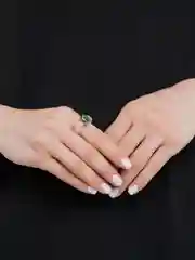 Пастельно-коралловый кольца из эпоксидной смолы с камнем