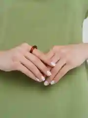 Желтый акриловое кольцо