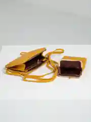 Горчичный сумка-клатч женская для телефона и документов